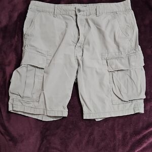 Men's Casual Gray Cargo Shorts